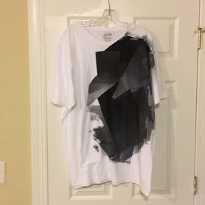 Mean Apt.9 Graphic shirt. Size XXL